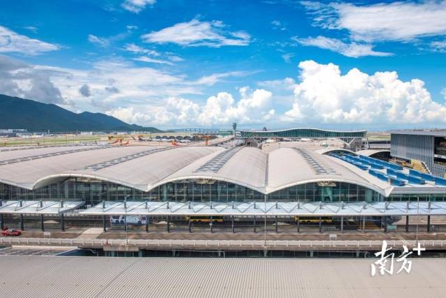 香港國際機場全景。