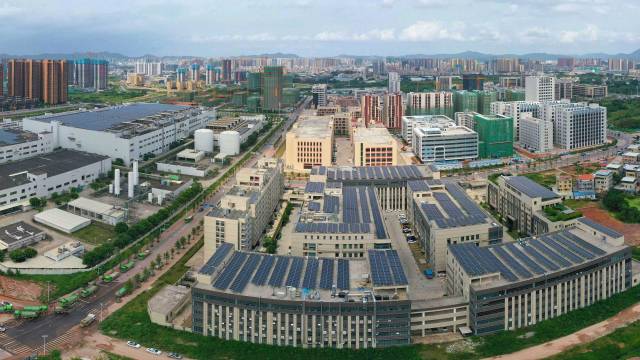    南方+ 梁維春 拍攝