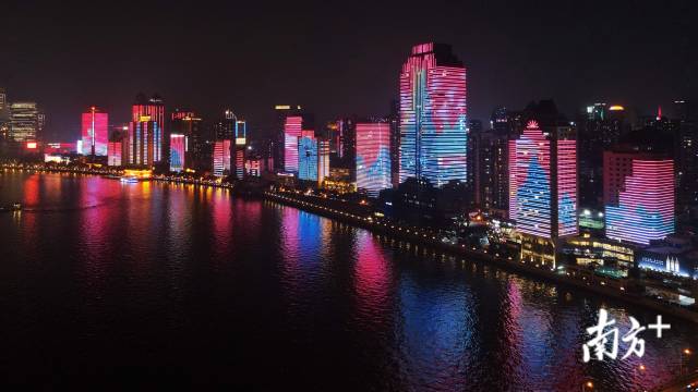 18日晚，2020年第十屆 廣州國際燈光節正式開幕