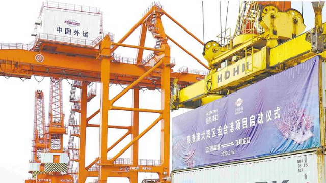 “江門高新—深圳蛇口組合港”航線運行首月貨值超9300萬元