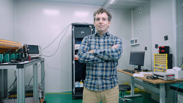 中國散裂中子源外籍工程師馬修生活照。謝麥詩 攝