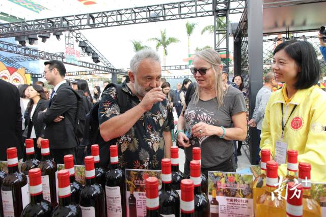 2023“齊齊葡—葡語國家及澳門產品特色市集”受市民歡迎。