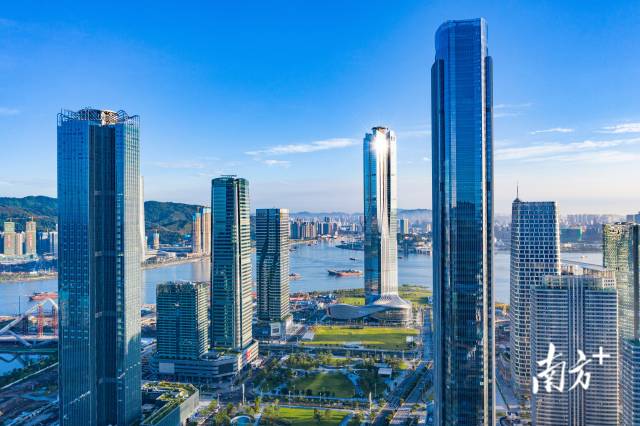 經(jīng)濟(jì)發(fā)展局將深化琴澳頂層規(guī)劃銜接，編制合作區(qū)產(chǎn)業(yè)發(fā)展規(guī)劃。  