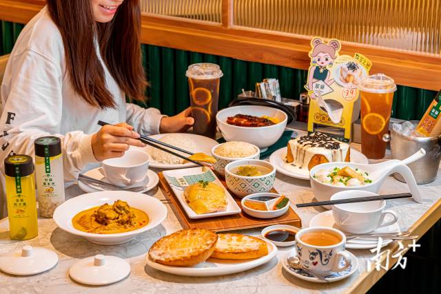 奶油豬、叉燒飯等都是翠華餐廳的推薦菜品。（受訪者供圖）