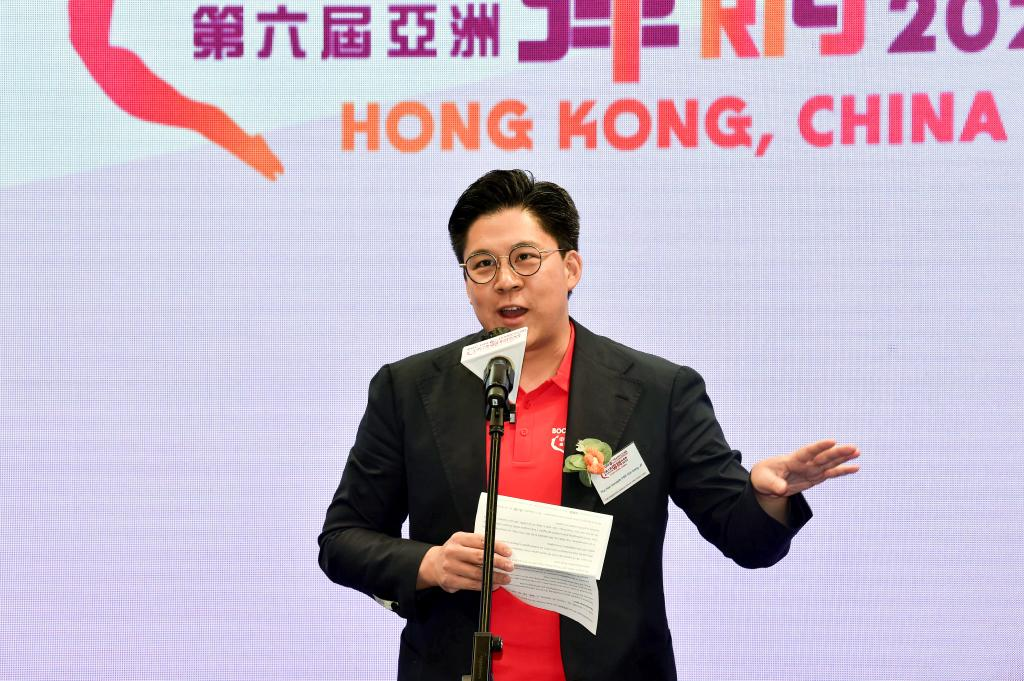 中國香港體育協會暨奧林匹克委員會副會長霍啟剛