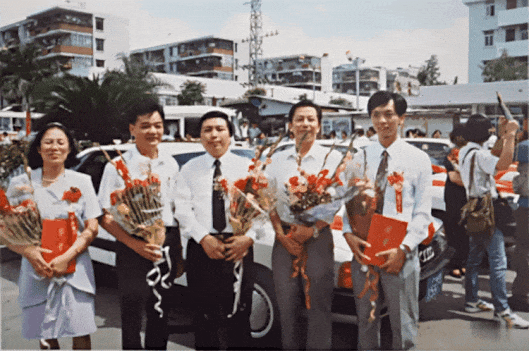 1992年,珠海在全國首開重獎科技人才先河的歷史。 1992年,珠海在全國首開重獎科技人才先河的歷史。