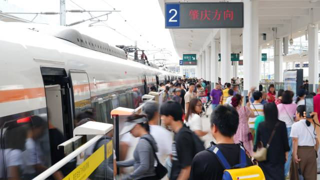 突破客流千萬大關！廣肇、廣惠城際“四線”貫通后客流明顯攀升