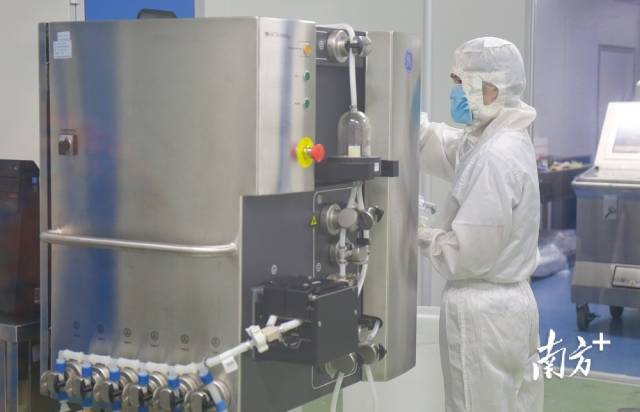康方生物實驗室。南方+葉志文 攝。 南方+ 葉志文 拍攝