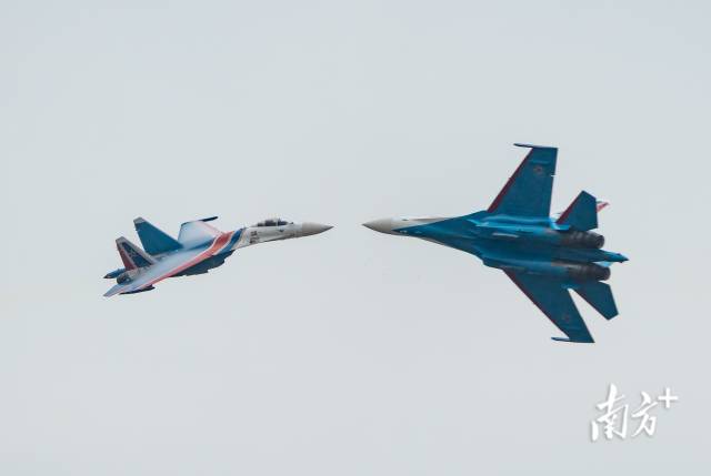 南方+ 張梓望 拍攝