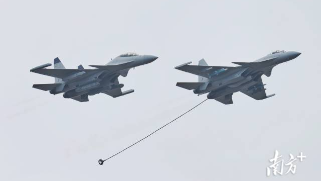 中國航展倒計時！ 多款戰機“云中漫步”