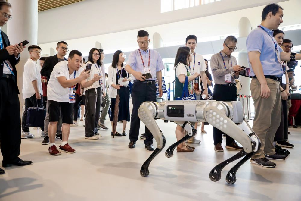 2023年6月16日，在香港科技大學(xué)（廣州）拍攝的創(chuàng)科嘉年華活動(dòng)現(xiàn)場(chǎng)。