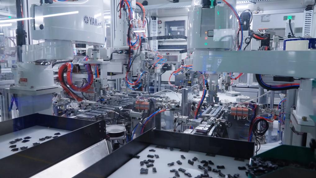 燈飾智能化生產車間