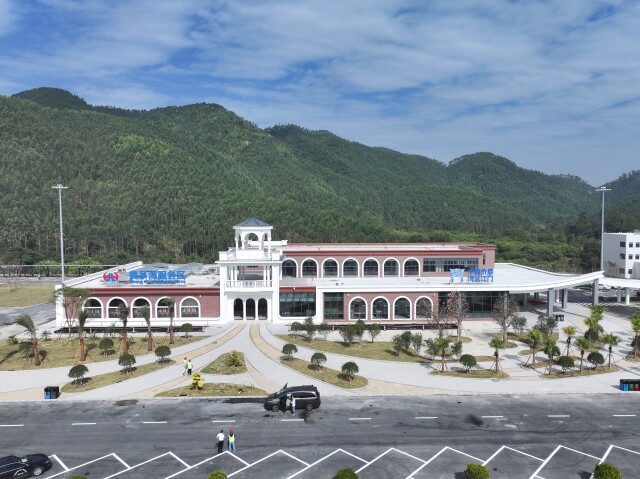 新臺(tái)高速合水服務(wù)區(qū)西區(qū)