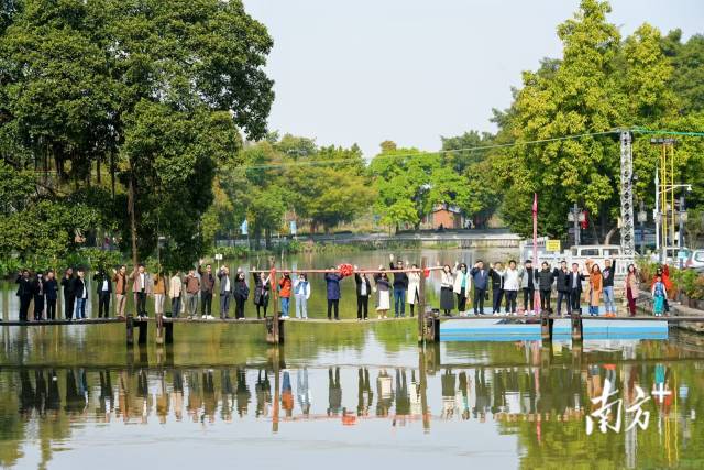 澳門青年實地感受佛山文化氛圍。通訊員供圖 澳門青年實地感受佛山文化氛圍。通訊員供圖