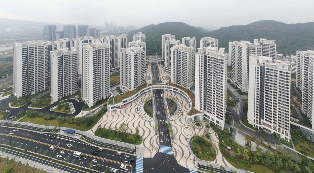 這是2024年11月24日拍攝的橫琴澳門新街坊小區（無人機照片）。新華社記者 鄧華 攝