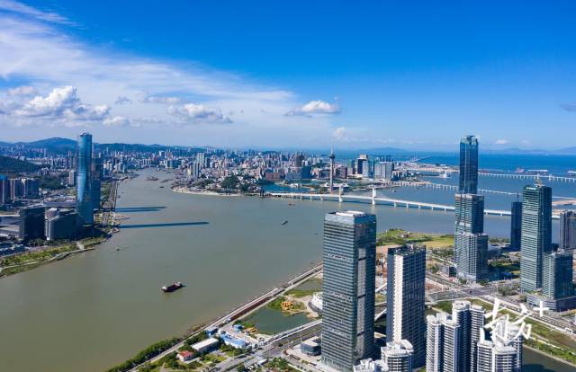 圖為琴澳兩岸。南方+記者 關(guān)銘榮 攝