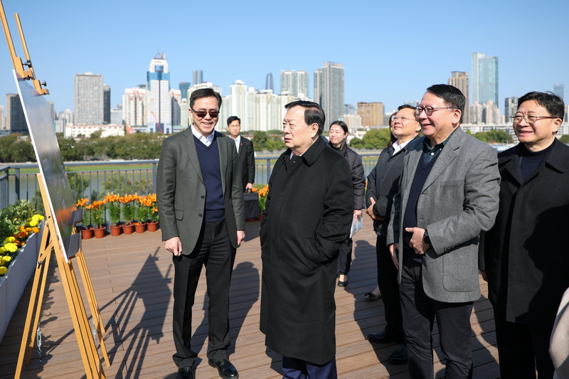 夏寶龍考察河套香港園區(qū)