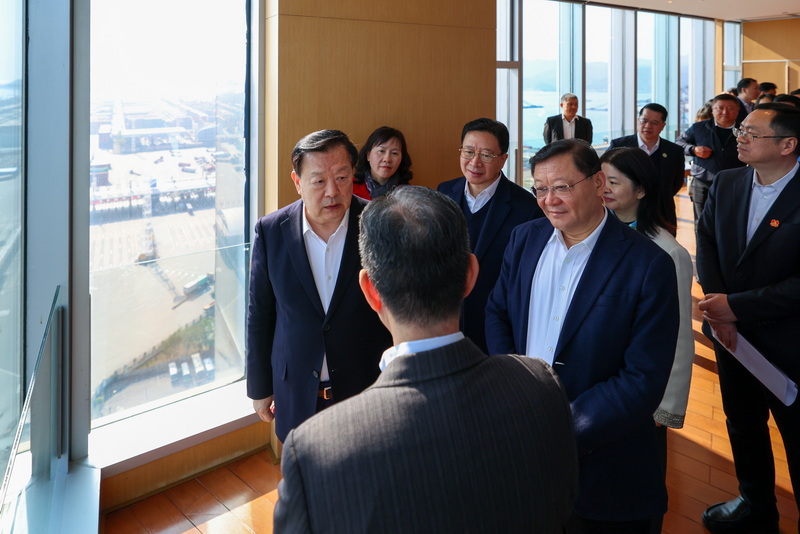 夏寶龍調(diào)研鹽田港