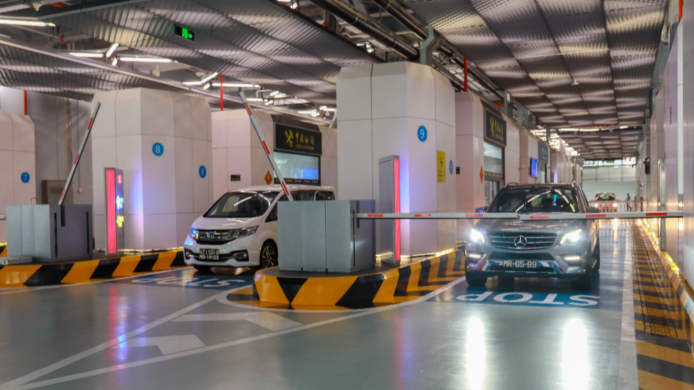 便捷通關(guān)促進“琴澳同城” 橫琴口岸單日車流創(chuàng)歷史最高紀錄