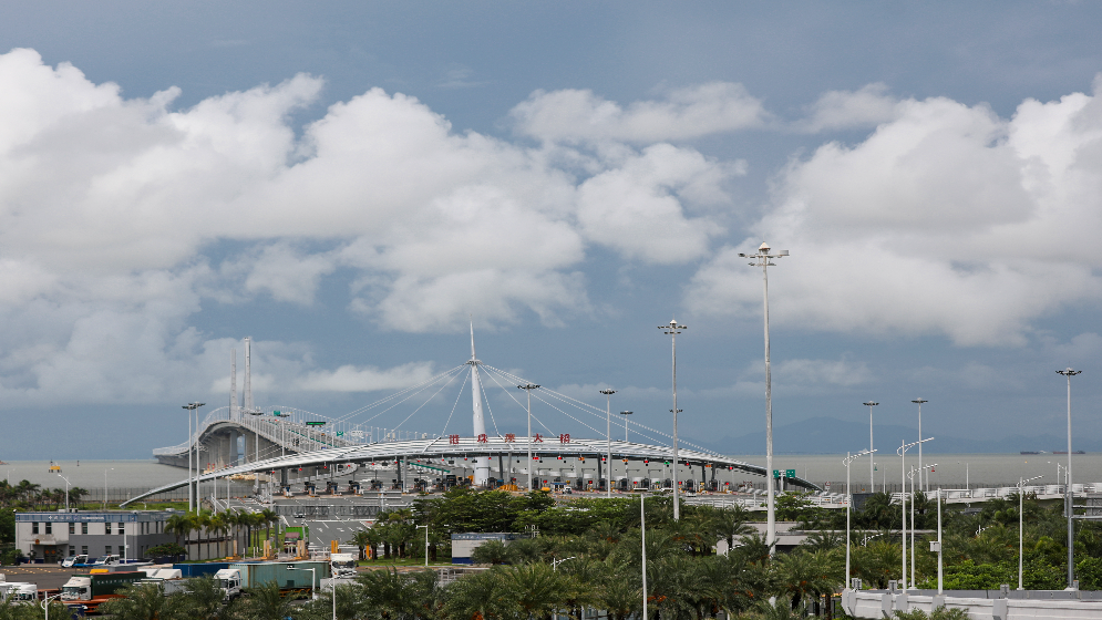 港珠澳大橋客流車流創(chuàng)歷史同期新高