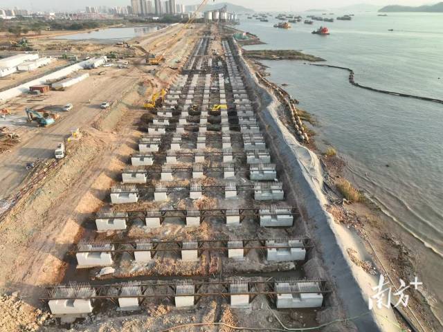 建設中的東莞港沙田港區