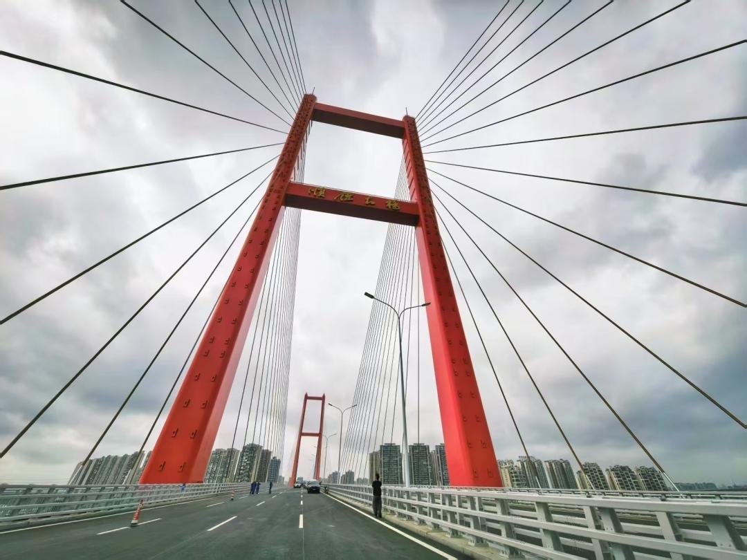再添新地標(biāo)，順德大橋今日通車