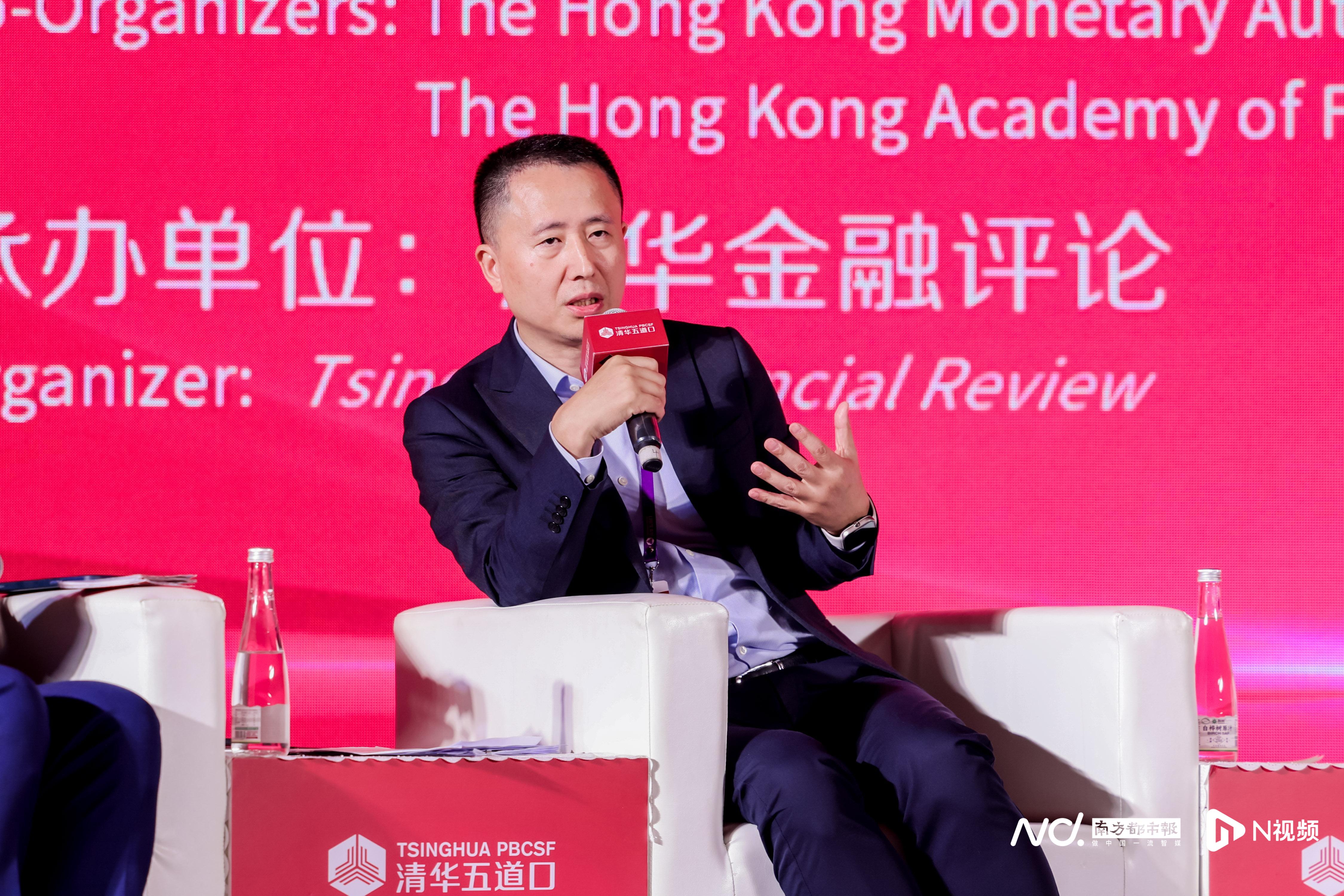 深圳市委金融委員會辦公室常務副主任、市委金融工作委員會常務副書記、市地方金融管理局局長 時衛干