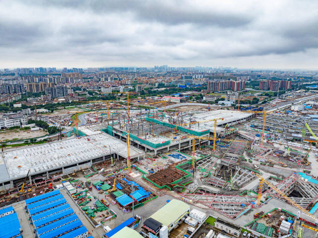 廣湛高鐵佛山站。