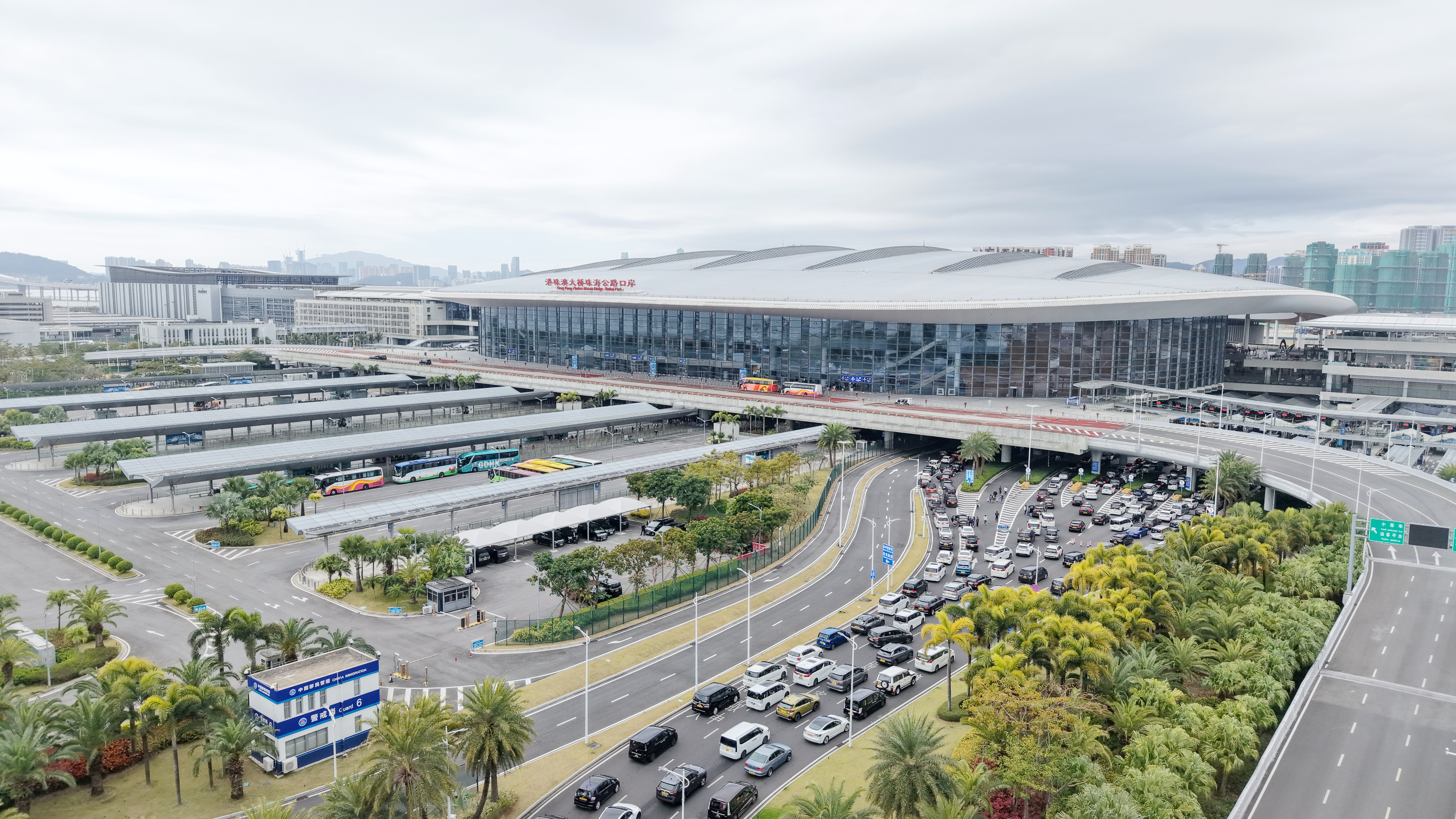 港珠澳大橋珠海公路口岸