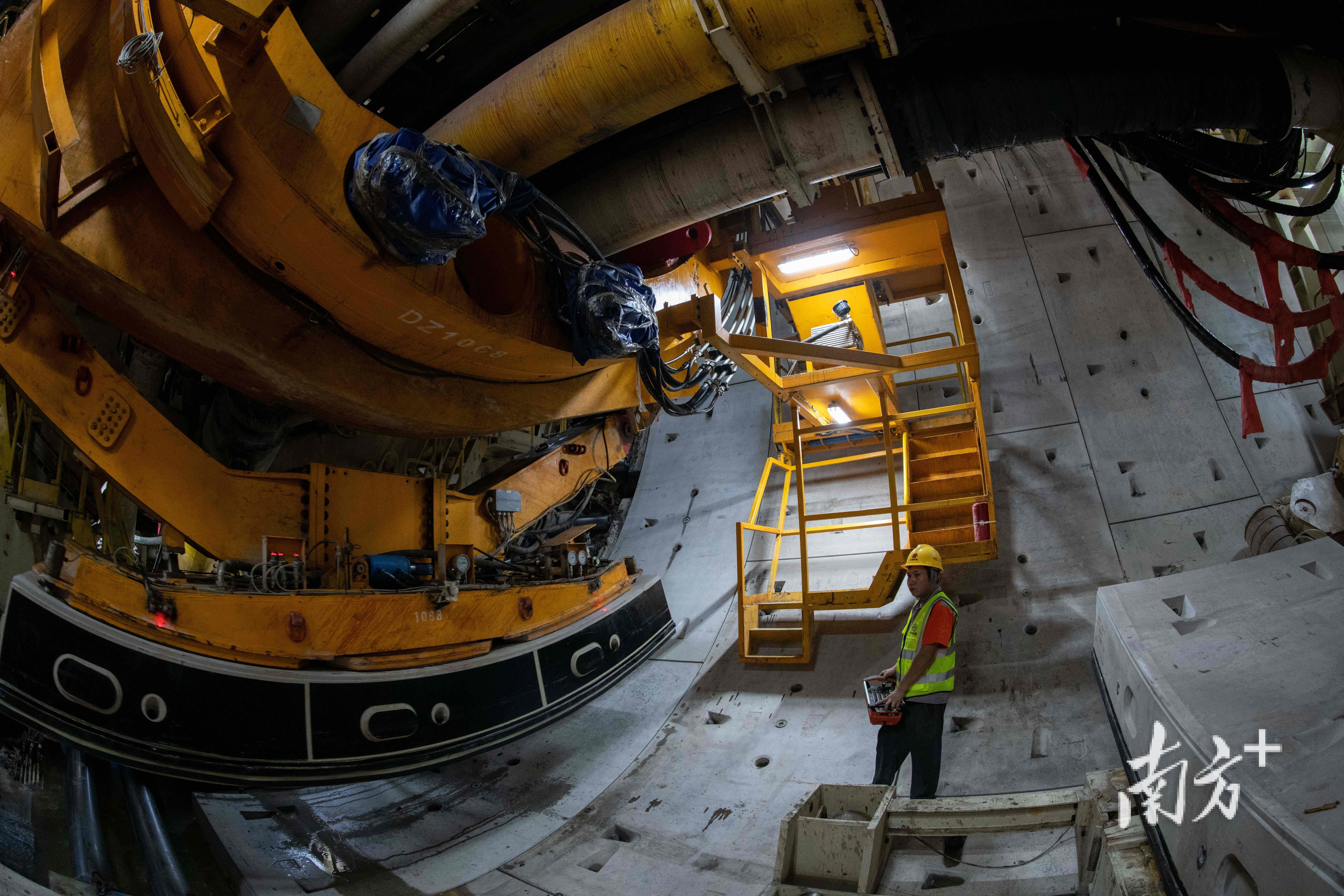 穗莞深城際前皇段超大直徑盾構(gòu)施工