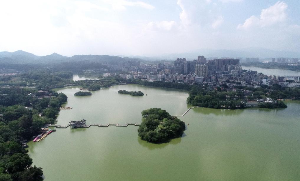 這是6月6日拍攝的惠州西湖一角（無人機照片）。新華社記者 盧漢欣 攝