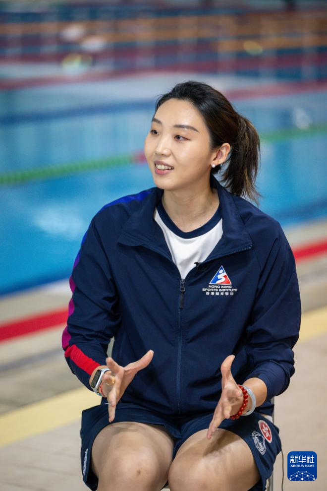 8月6日，曹玥在香港體育學院接受采訪。新華社記者 朱煒 攝