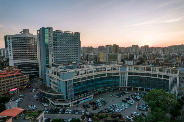 去年9月，惠州市第三人民醫院成為粵港澳大灣區“港澳藥械通”第三批指定醫療機構。