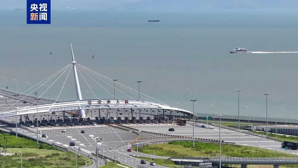 港珠澳大橋。