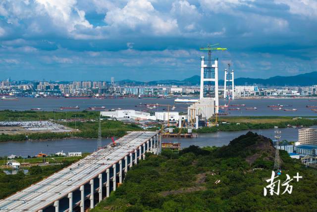 建設中的獅子洋通道