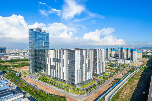 濱海灣的歐菲光·灣區科創中心