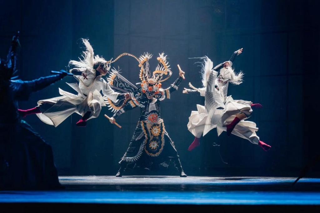 圖為舞劇《英歌》演出劇照。新華社發(fā)