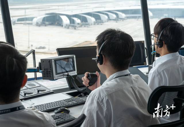 白云機(jī)場(chǎng)東塔臺(tái)啟用