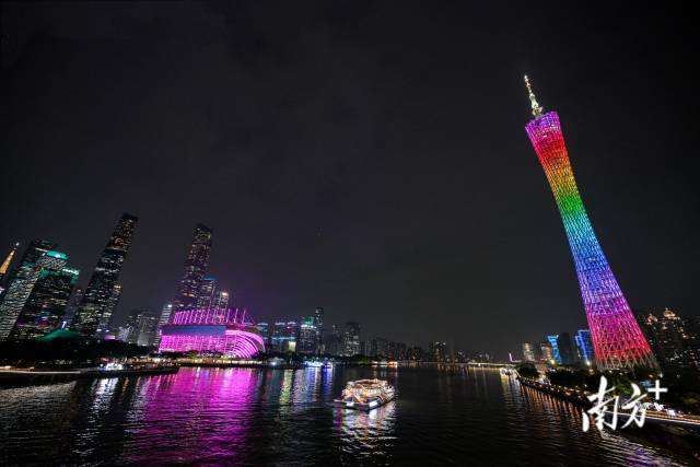 全運(yùn)會(huì)主題燈光片段首秀