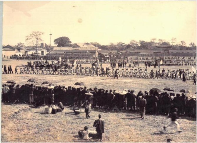 “廣東省大運動會”運動員入場。資料圖片