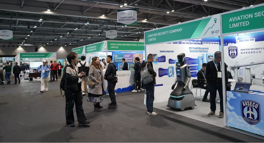 2025超級(jí)樞紐博覽會(huì)現(xiàn)場。攝/馮妍