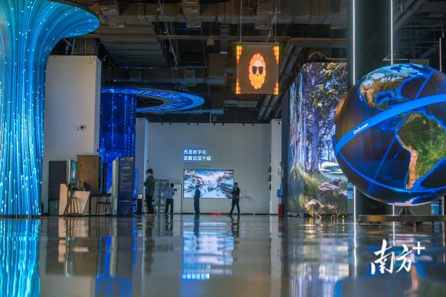 深圳企業洲明科技扎根大亞灣10多年。