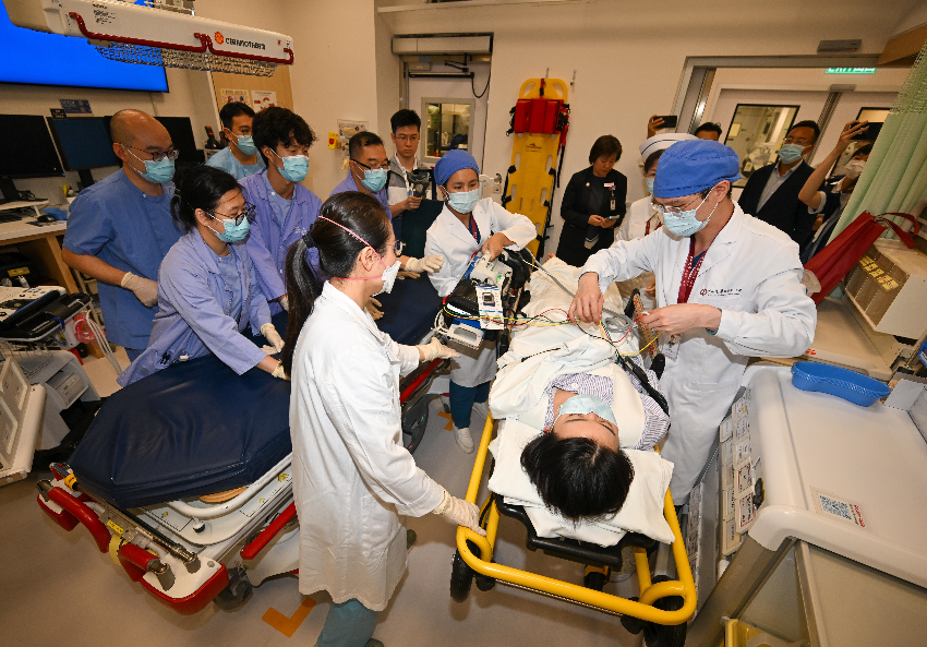 11月9日起，穗港跨境救護車服務正式開通