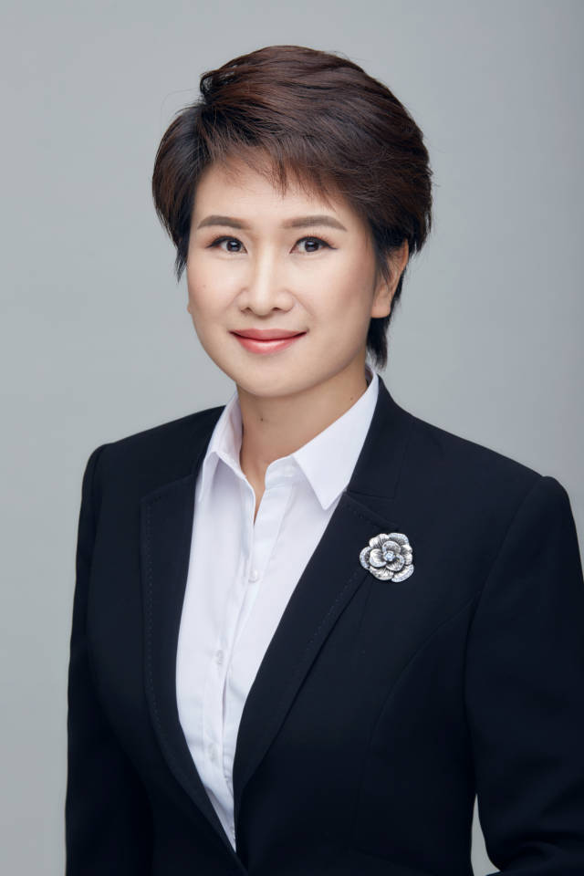  深圳市福田區(qū)河套國際商事調(diào)解中心理事長朱虹