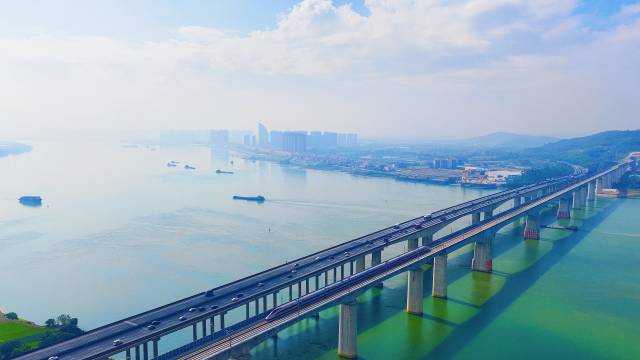 佛山特大橋跨西江主橋。通訊員供圖