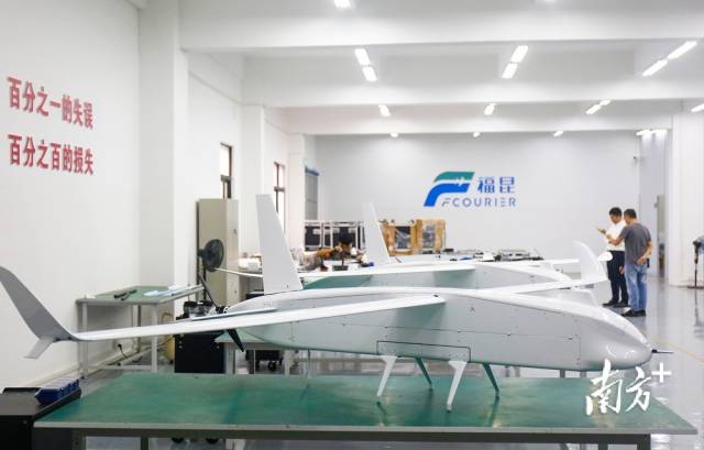 圖為福昆航空生產車間。