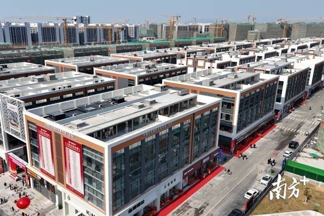 汕頭國際紡織城正以強勁有力的產業引擎推進產城融合。 南方+ 鄭淼鑫 攝