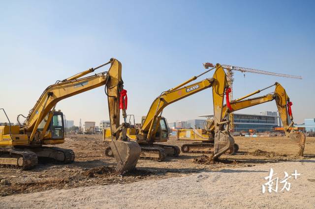 中山市2026年第一批重點項目集中動工儀式在臺光電二期項目地塊舉行。  南方+ 葉志文 拍攝