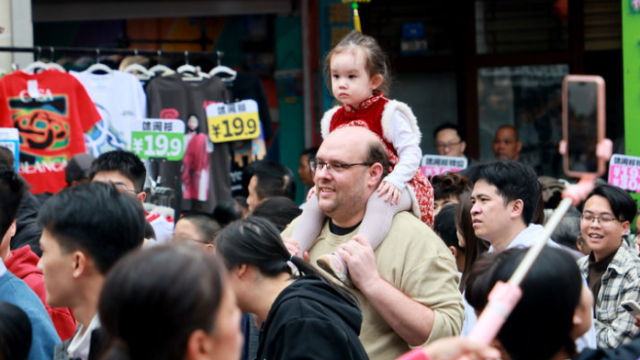 當老外“留守”廣東過春節